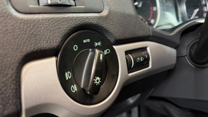 Skoda Octavia II (A5) Рестайлинг с пробегом 2012 года, цена 951 000 рублей, 186255 км, лифтбек, Автокод Объявления