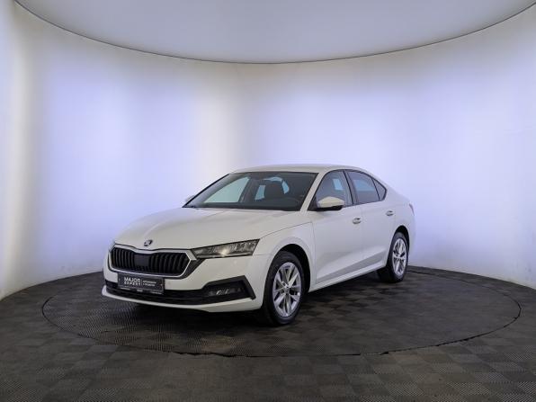 Skoda Octavia IV (A8) с пробегом 2020 года, цена 2 100 000 рублей, 108915 км, лифтбек, Автокод Объявления