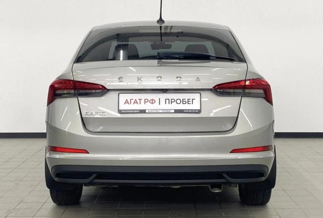 Skoda Rapid II с пробегом 2021 года, цена 1 619 000 рублей, 78104 км, лифтбек, Автокод Объявления