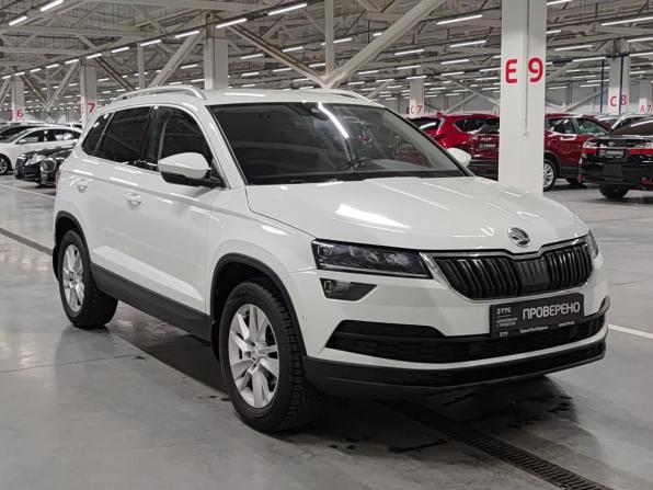 Skoda Karoq I с пробегом 2019 года, цена 2 199 000 рублей, 41160 км, внедорожник, Автокод Объявления