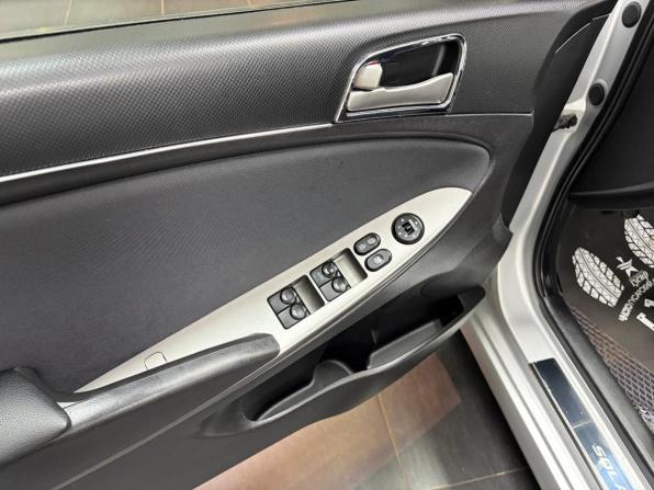 Hyundai Solaris I Рестайлинг с пробегом 2016 года, цена 948 000 рублей, 168713 км, седан, Автокод Объявления