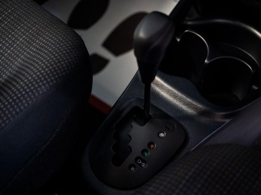Toyota Vitz III (XP130) Рестайлинг 2 Иркутск  - изображение 13
