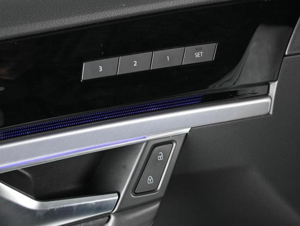 Volkswagen Touareg III с пробегом 2021 года, цена 5 699 000 рублей, 148239 км, внедорожник, Автокод Объявления