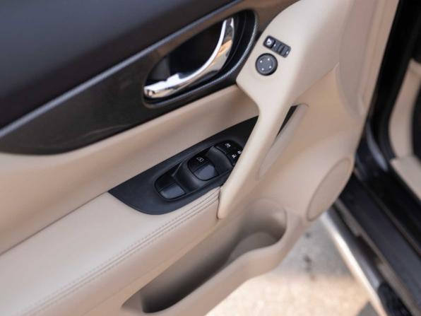 Nissan X-Trail III с пробегом 2015 года, цена 1 680 000 рублей, 228558 км, внедорожник, Автокод Объявления