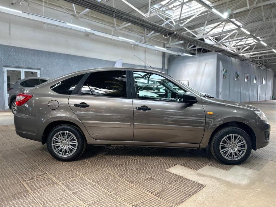 Lada (ВАЗ) Granta I Набережные Челны  - изображение 4