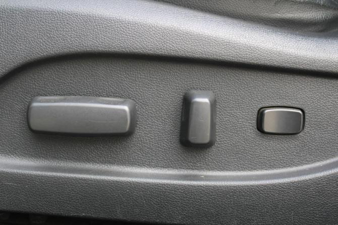 Hyundai Sonata VI (YF) с пробегом 2011 года, цена 1 050 000 рублей, 158000 км, седан, Автокод Объявления
