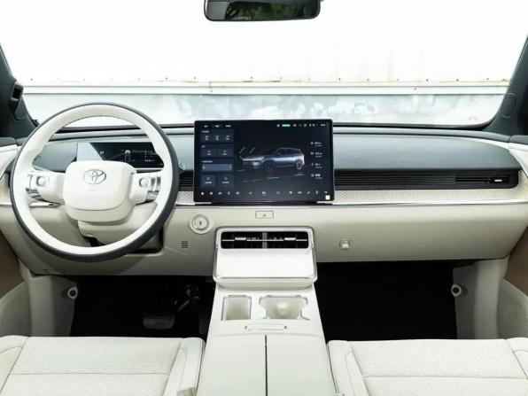 Новый Toyota bZ3X 2026 года, цена 3 199 000 рублей, внедорожник, Автокод Объявления