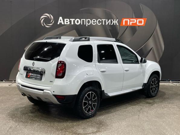 Renault Duster I Рестайлинг с пробегом 2017 года, цена 1 040 000 рублей, 193064 км, внедорожник, Автокод Объявления