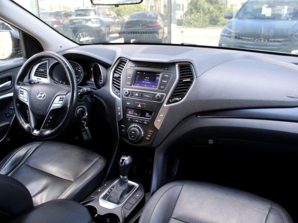 Hyundai Santa Fe III Рестайлинг с пробегом 2017 года, цена 2 220 000 рублей, 240791 км, внедорожник, Автокод Объявления