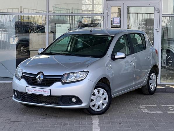 Renault Sandero II с пробегом 2018 года, цена 949 000 рублей, 102033 км, хэтчбек, Автокод Объявления