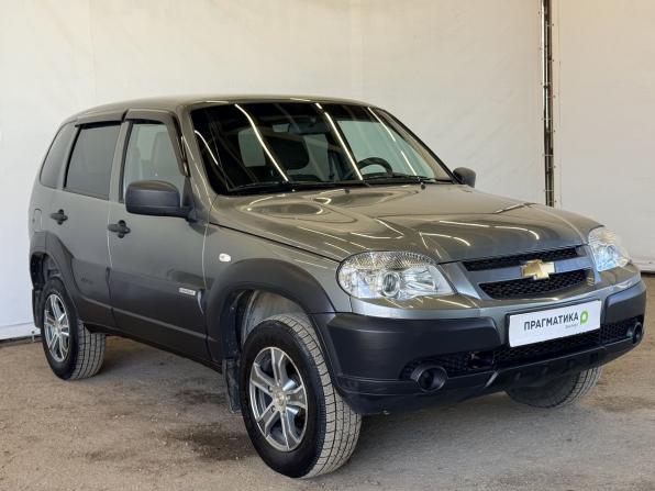 Chevrolet Niva I Рестайлинг с пробегом 2017 года, цена 860 000 рублей, 73000 км, внедорожник, Автокод Объявления
