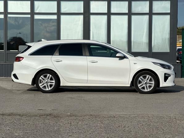 Kia Ceed III с пробегом 2019 года, цена 1 630 000 рублей, 98100 км, универсал, Автокод Объявления