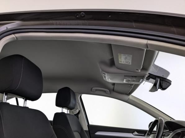 Volkswagen Passat B8 с пробегом 2017 года, цена 1 625 000 рублей, 201139 км, седан, Автокод Объявления