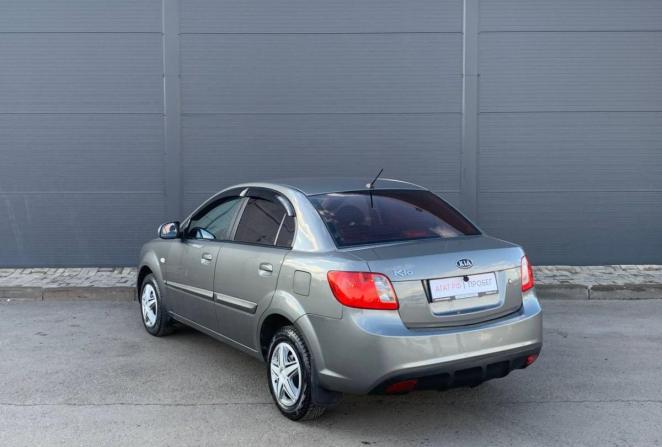 Kia Rio II Рестайлинг с пробегом 2011 года, цена 570 000 рублей, 143765 км, седан, Автокод Объявления