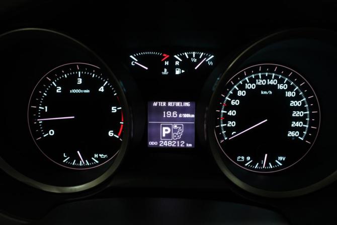 Toyota Land Cruiser 200 Series с пробегом 2011 года, цена 3 300 000 рублей, 248211 км, внедорожник, Автокод Объявления