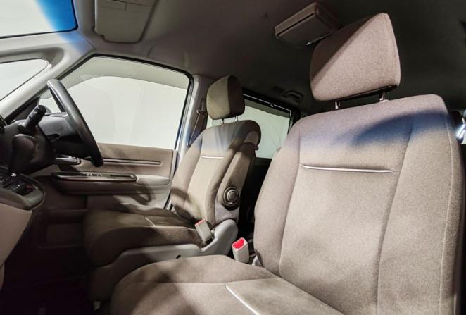 Honda Stepwgn V с пробегом 2016 года, цена 1 870 000 рублей, 155200 км, минивэн, Автокод Объявления