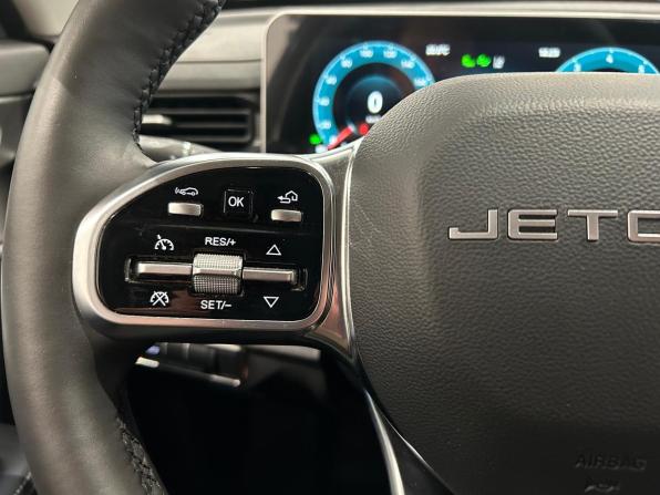 JETOUR X70+ I Рестайлинг с пробегом 2025 года, цена 2 099 000 рублей, 36415 км, внедорожник, Автокод Объявления