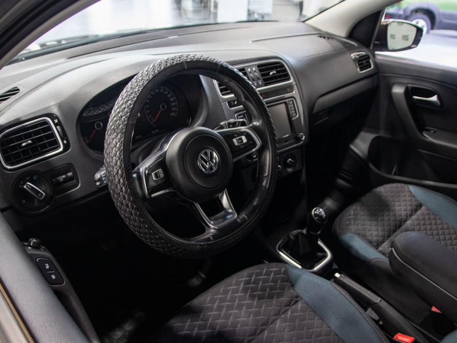 Volkswagen Polo V Рестайлинг Оренбург  - изображение 9