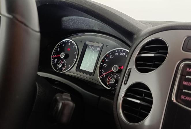 Volkswagen Tiguan I Рестайлинг с пробегом 2015 года, цена 1 395 000 рублей, 130000 км, внедорожник, Автокод Объявления