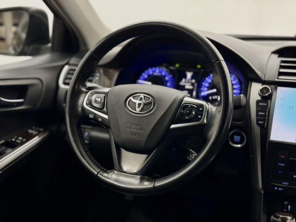 Toyota Camry VII (XV50) Рестайлинг 2 с пробегом 2017 года, цена 2 275 000 рублей, 175300 км, седан, Автокод Объявления