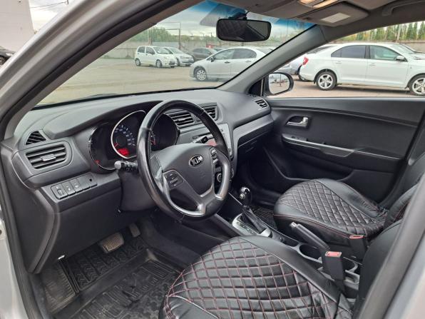 Kia Rio III Рестайлинг с пробегом 2015 года, цена 875 000 рублей, 180200 км, седан, Автокод Объявления