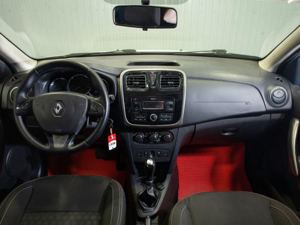 Renault Logan II с пробегом 2018 года, цена 730 000 рублей, 174779 км, седан, Автокод Объявления