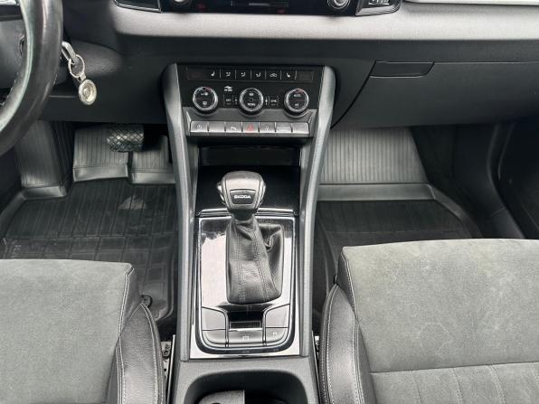 Skoda Karoq I с пробегом 2020 года, цена 2 240 000 рублей, 112000 км, внедорожник, Автокод Объявления