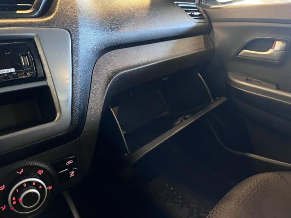 Kia Rio III с пробегом 2013 года, цена 720 000 рублей, 262932 км, седан, Автокод Объявления