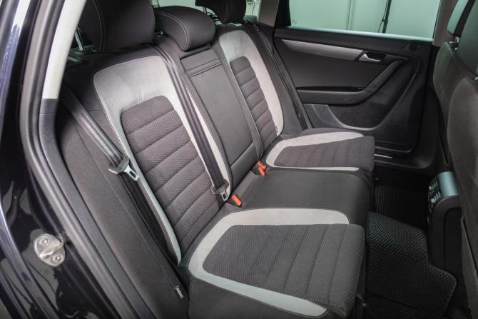 Volkswagen Passat B7 с пробегом 2014 года, цена 1 349 000 рублей, 81000 км, универсал, Автокод Объявления