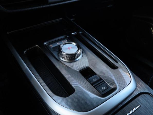 Haval Jolion I Рестайлинг с пробегом 2025 года, цена 2 300 000 рублей, 25240 км, внедорожник, Автокод Объявления