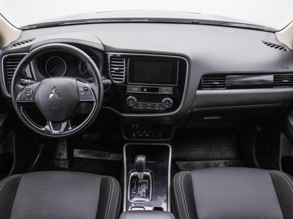 Mitsubishi Outlander III Рестайлинг 3 с пробегом 2019 года, цена 1 900 000 рублей, 141952 км, внедорожник, Автокод Объявления