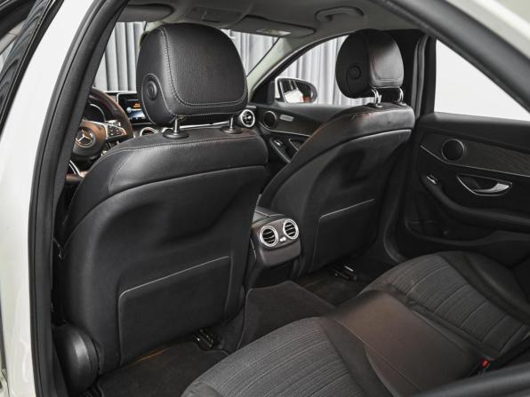 Mercedes-Benz C-Класс IV (W205) с пробегом 2015 года, цена 2 348 000 рублей, 154177 км, седан, Автокод Объявления