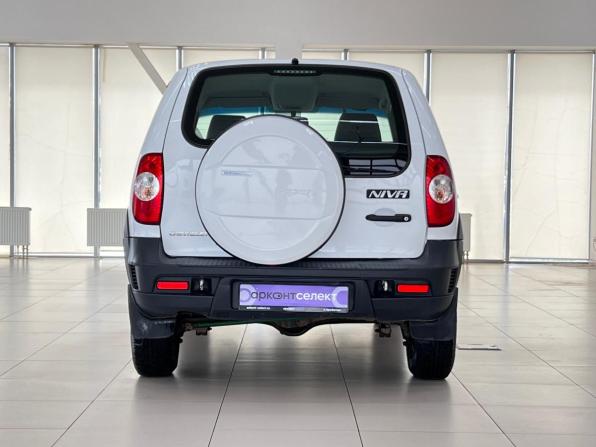 Chevrolet Niva I Рестайлинг с пробегом 2017 года, цена 850 000 рублей, 87104 км, внедорожник, Автокод Объявления