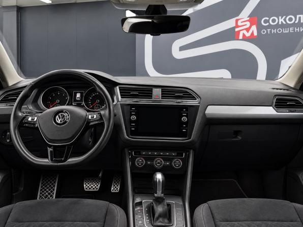 Volkswagen Tiguan II с пробегом 2017 года, цена 2 599 900 рублей, 122000 км, внедорожник, Автокод Объявления