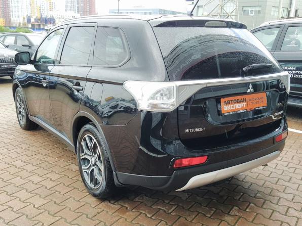 Mitsubishi Outlander III с пробегом 2014 года, цена 1 460 000 рублей, 201500 км, внедорожник, Автокод Объявления