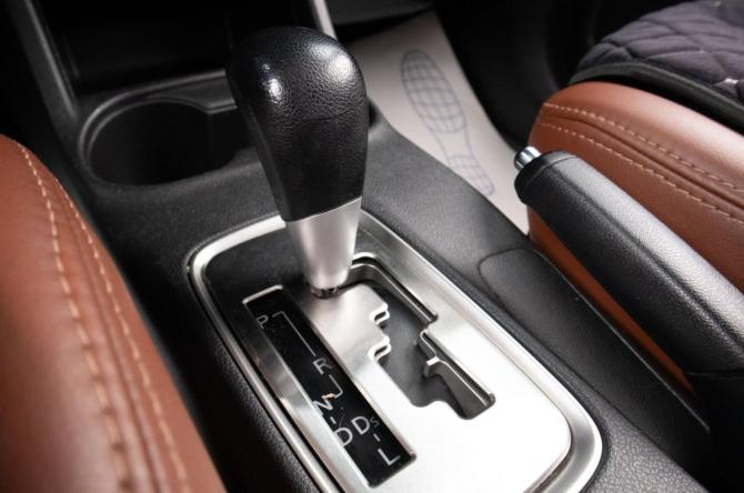 Mitsubishi Outlander II Рестайлинг с пробегом 2014 года, цена 1 479 000 рублей, 174074 км, внедорожник, Автокод Объявления