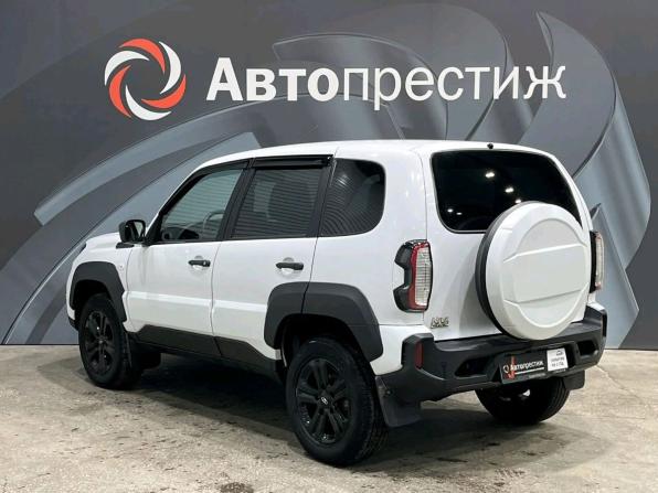 Lada (ВАЗ) Niva Travel I с пробегом 2023 года, цена 1 020 000 рублей, 23500 км, внедорожник, Автокод Объявления