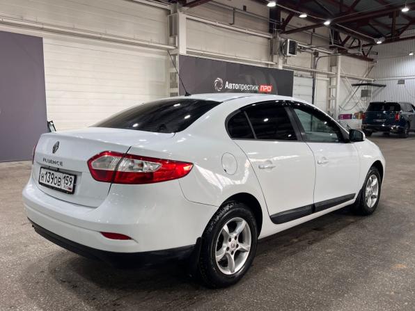 Renault Fluence I с пробегом 2011 года, цена 550 000 рублей, 207900 км, седан, Автокод Объявления