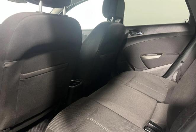 Opel Astra J Рестайлинг с пробегом 2011 года, цена 755 000 рублей, 124999 км, хэтчбек, Автокод Объявления