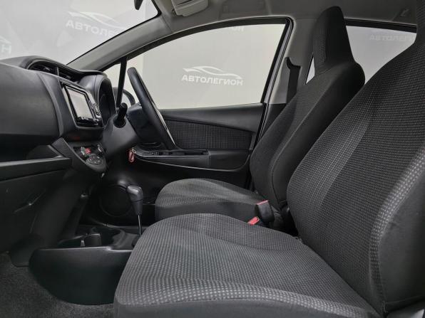 Toyota Vitz III (XP130) Рестайлинг 2 с пробегом 2017 года, цена 1 150 000 рублей, 112000 км, хэтчбек, Автокод Объявления