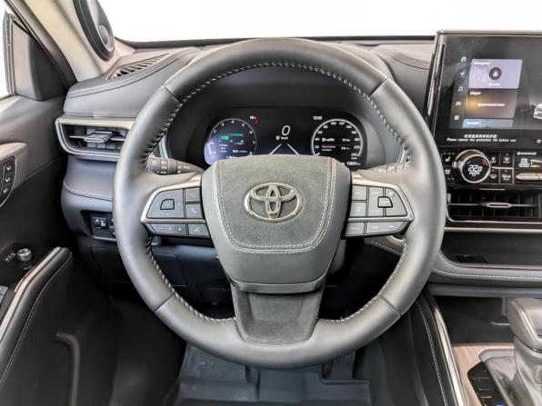 Toyota Highlander IV (XU70) с пробегом 2025 года, цена 5 950 000 рублей, 13891 км, внедорожник, Автокод Объявления