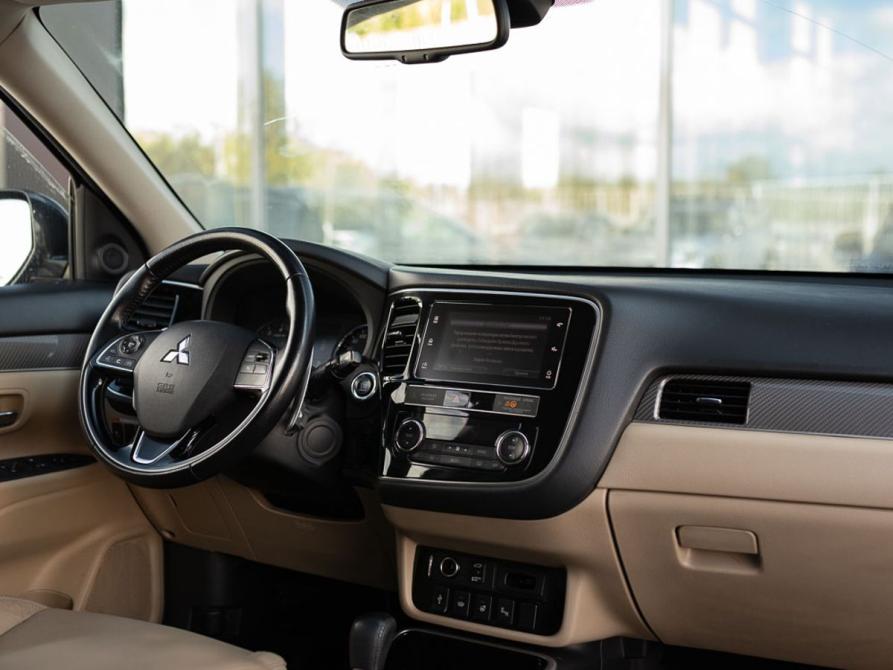 Mitsubishi Outlander III Рестайлинг 3 Новосибирск  - изображение 10