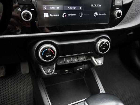 Kia Rio IV Рестайлинг с пробегом 2021 года, цена 1 740 000 рублей, 86842 км, седан, Автокод Объявления
