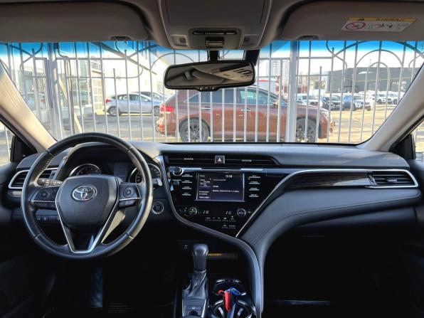 Toyota Camry VIII (XV70) с пробегом 2018 года, цена 2 560 000 рублей, 113506 км, седан, Автокод Объявления