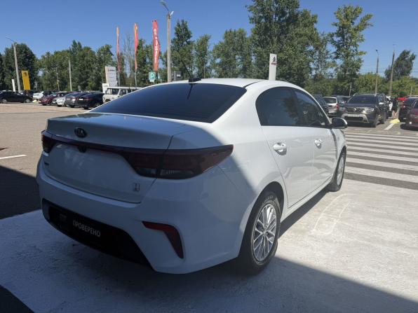 Kia Rio IV с пробегом 2020 года, цена 1 640 000 рублей, 102000 км, седан, Автокод Объявления