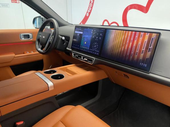 Li Auto (Lixiang) L8 I с пробегом 2023 года, цена 5 597 000 рублей, 42000 км, внедорожник, Автокод Объявления