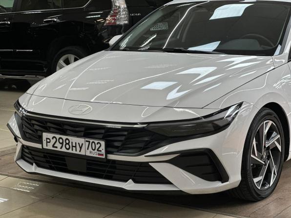 Hyundai Elantra VII (CN7) Рестайлинг с пробегом 2023 года, цена 2 050 000 рублей, 25563 км, седан, Автокод Объявления