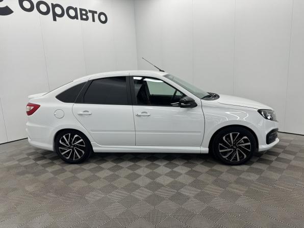 Lada (ВАЗ) Granta I Рестайлинг с пробегом 2024 года, цена 1 195 000 рублей, 24160 км, лифтбек, Автокод Объявления
