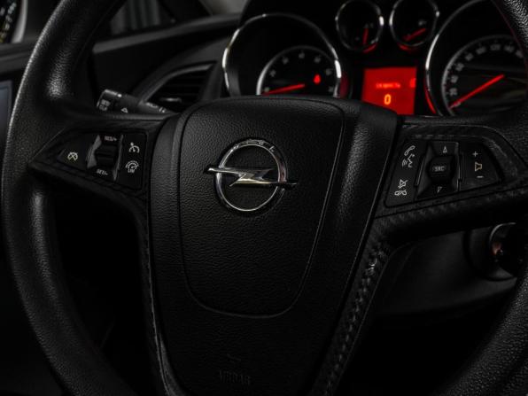 Opel Astra J Рестайлинг с пробегом 2014 года, цена 929 000 рублей, 150621 км, хэтчбек, Автокод Объявления