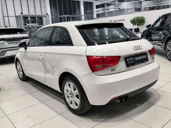 Audi A1 I (8X) с пробегом 2012 года, цена 750 000 рублей, 182653 км, хэтчбек, Автокод Объявления